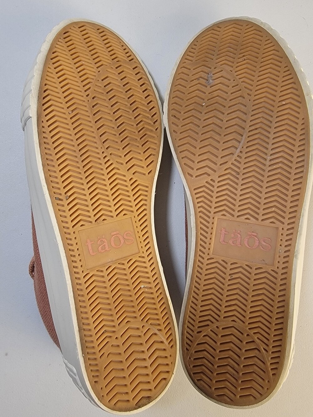 Taos One Vision Sneakers Women's Size 6.5M "Rust" Canvas Shoes Lace Up OVI-19481 - Picture 12 of 13